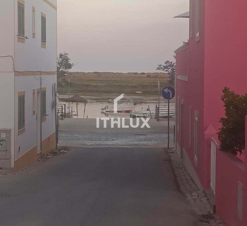 Tengerparti apartmanhotel Albániában