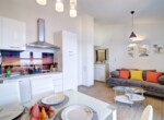 Sós vizű medence az eladó senji apartmanház udvarán) (1)
