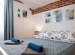 Sós vizű medence az eladó senji apartmanház udvarán) (4)